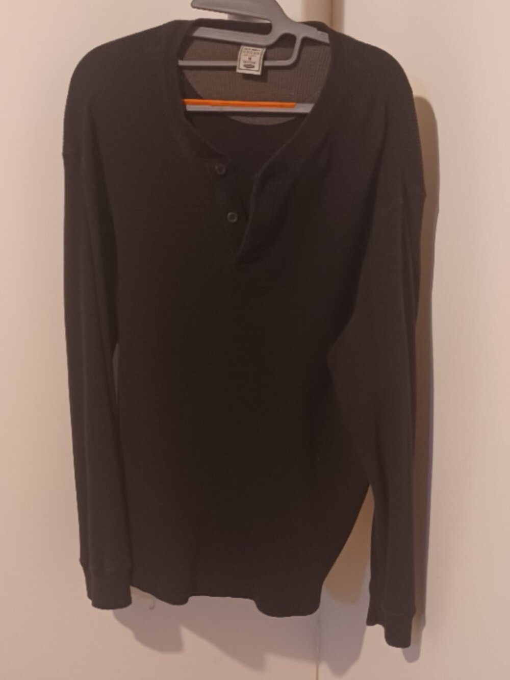 Old Navy Ribbed Long Sleeve Thermal Shirt with 2 Buttons Medium